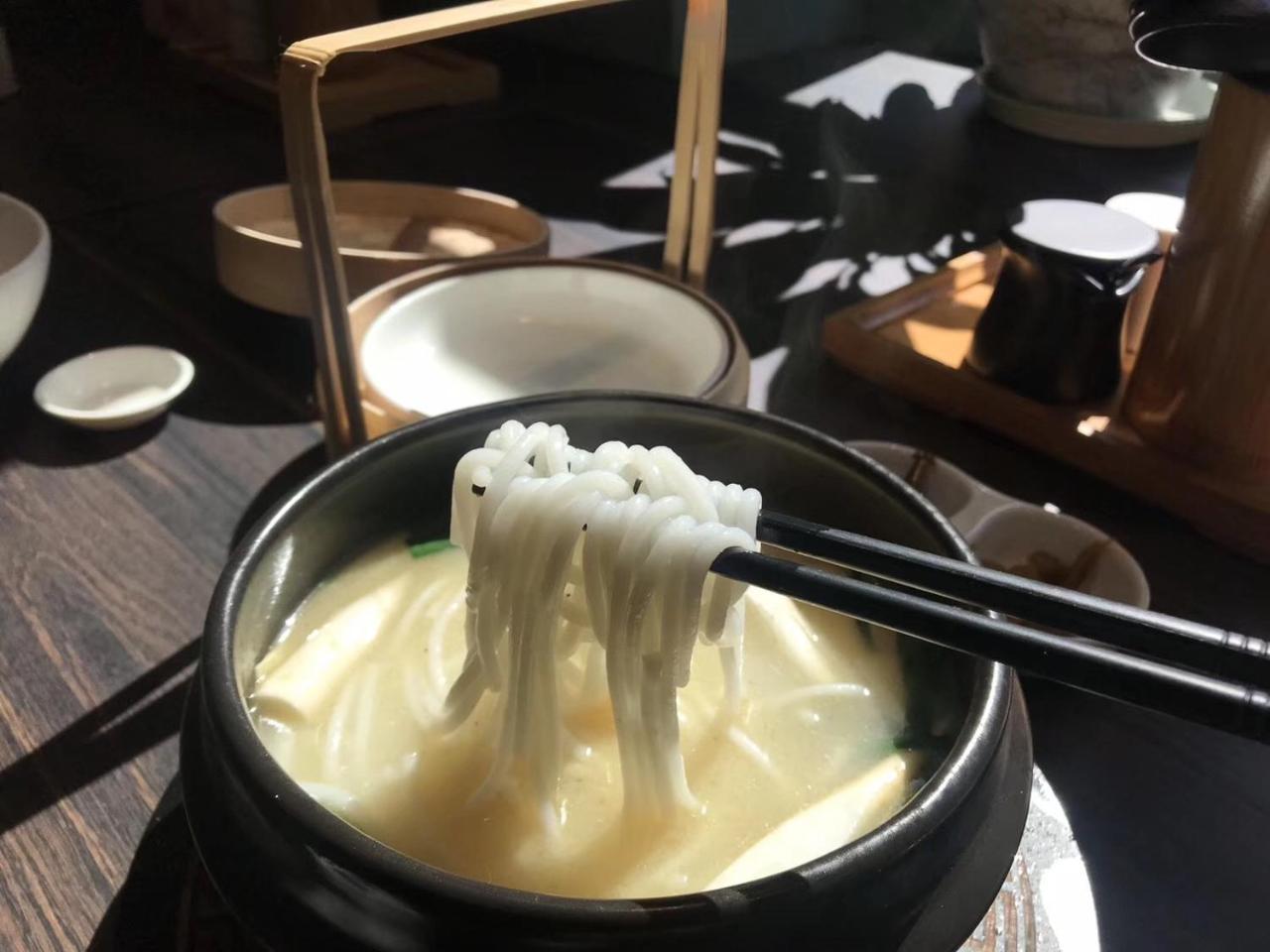 문 앤 찰리스 호텔 쿤밍 외부 사진